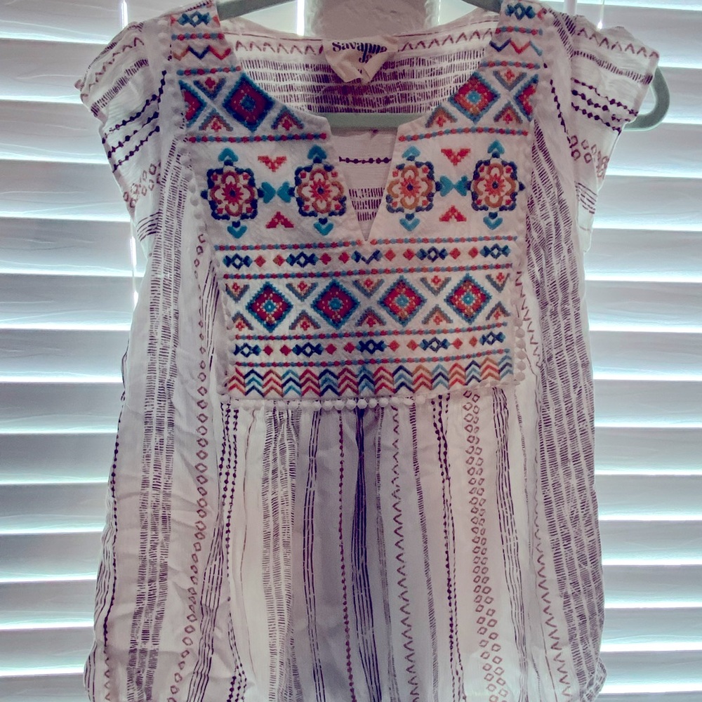 Women’s Embroidered Top Sz M